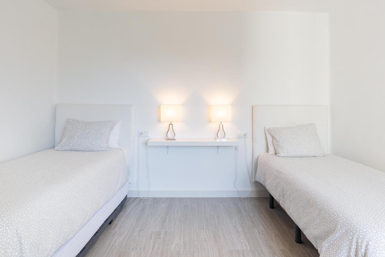 Atalaya Beach By Ele Apartments รินกอนเดลาวิกตอเรีย ภายนอก รูปภาพ